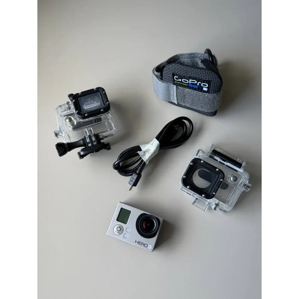 GoPro Hero 3 Silver Action Camera w/Memory Card USB Extras Cases Full KIT WORKS